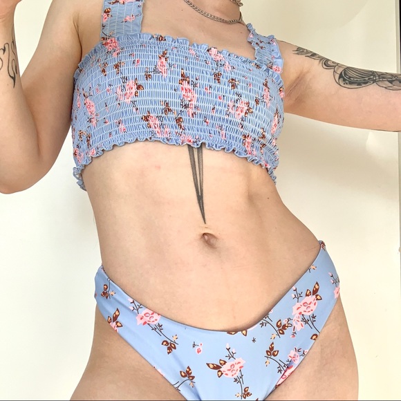 Zaful floral swimsuit 🌸 - Picture 3 of 3